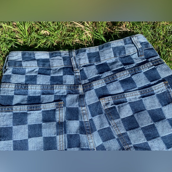 checked jeans - Picture 6 of 7